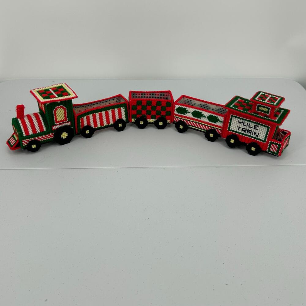 VTG Plastic Canvas Christmas Yule Train 5 Piece Set Handmade Holiday Decor
